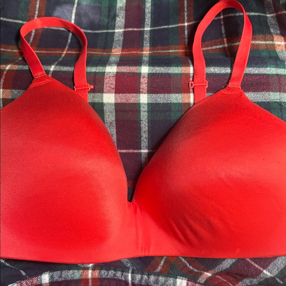 b.tempt'd by Wacoal 956281 b.tempt'd Future Foundation Wire Free T-Shirt Bra - Picture 3 of 5